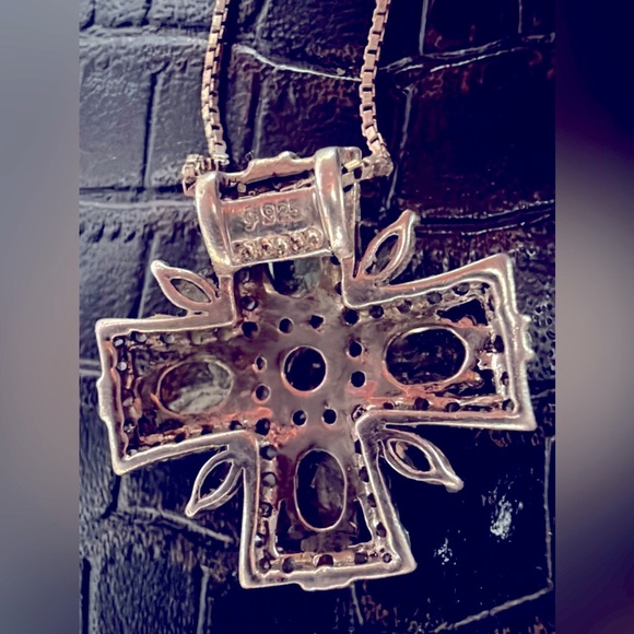 Elegant Vintage Maltese Cross, Citrine and 925 Silver Pendant Necklace Signed - Picture 2 of 5